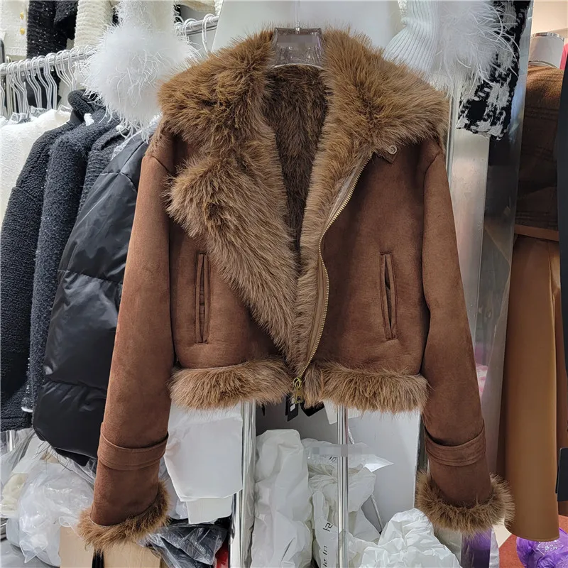 

2022 Winter Leather Fur Jacket Women New Elegant Warm Big Fur Collar Cuff Deerskin Fur Jacket Streetwear Moto Coats Coffee Color