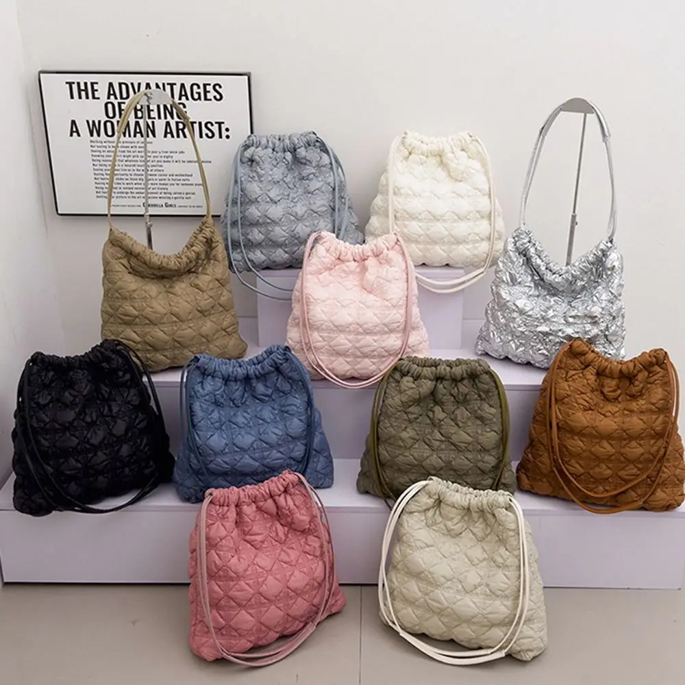 

Large Capacity Space Cotton Underarm Bag Solid Color Plaid Rhombic Lattice Handbag Shoulder Bag Tote Bag Bubble Cloud Bag Girls