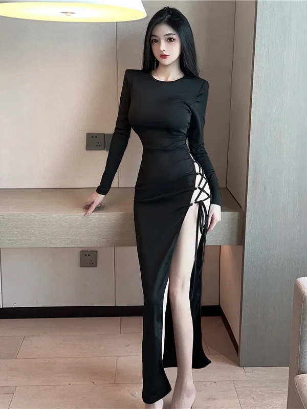 Весна 2023 женское пикантное острое платье с открытой спиной со скошенным разрезом