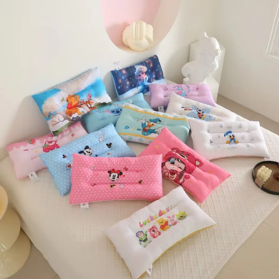 Детская подушка из мультфильма Дисней