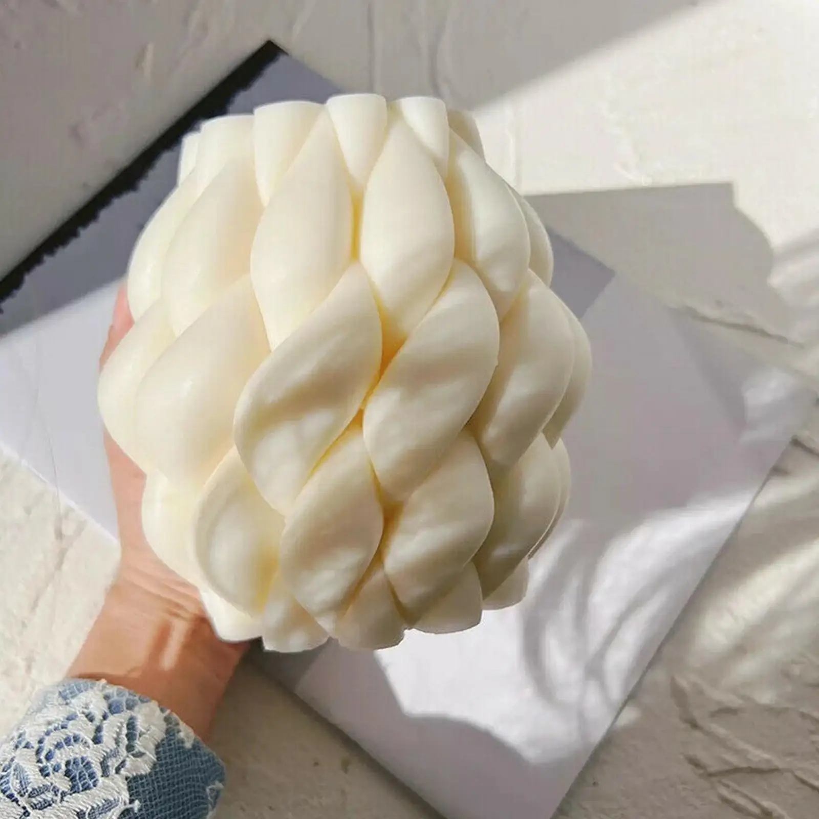 

Creative Geometric Wave Candle Mold Silicone Resin Molds Aromatherapy Candle Making Mould Home Wedding Party Decor