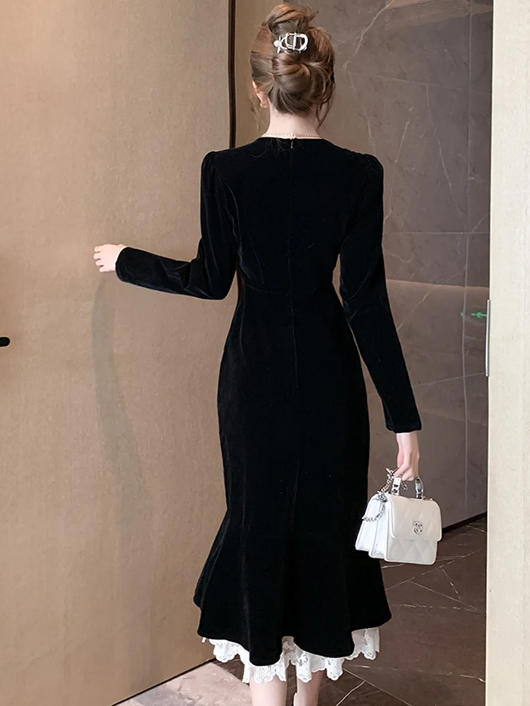 Женское бархатное облегающее платье с юбкой-годе