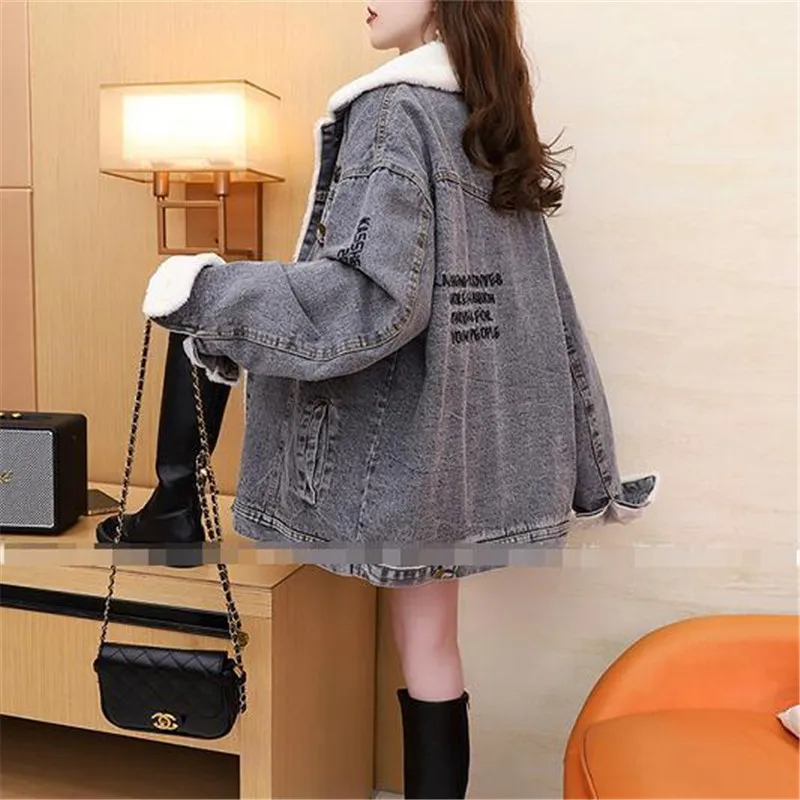 Утепленная джинсовая куртка Velvev женская верхняя одежда новинка сезона