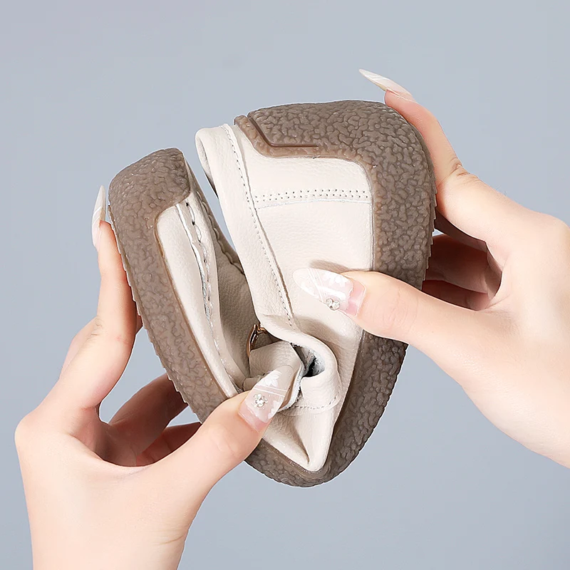 2023 New Genuine Leather Women Flats Woman Casual Shoes Luxury Loafers Female Slip-on Boat Shoes Moccasins Big Size 35-44