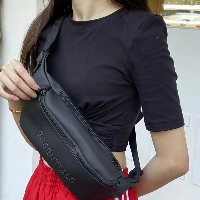 

Essentials Chest Bag Men's and Women's Black One Shoulder Sports Leisure Pu Messenger Bag Fashion Waist Bag Money Bag