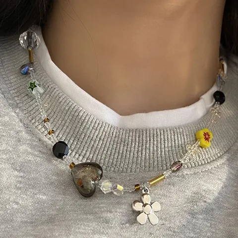 Женское изысканное ожерелье с бусинами в корейском ретро-стиле, простая крутая цепочка до ключицы с цветами и сердцем, ювелирные изделия Y2K