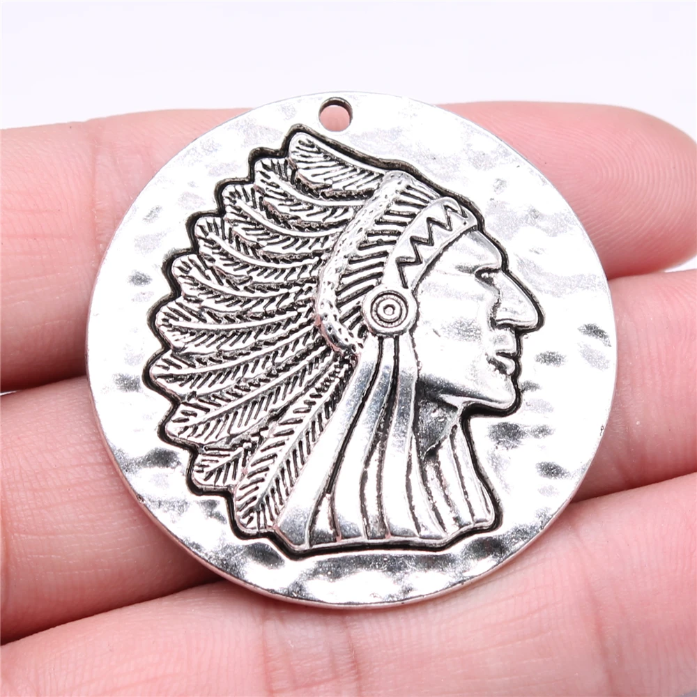 

10pcs 42x42mm Indian Chief Head Tag Charm Antique Silver Color Round Indian Chief Pendants Charm