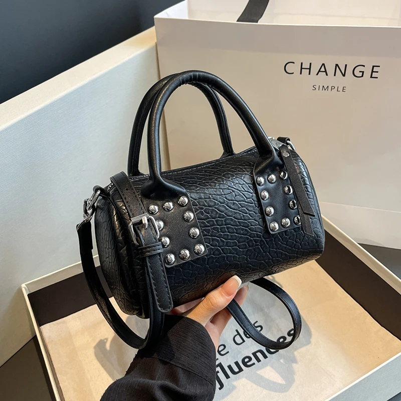 

Boston Women's Bag High Quality Soft Leather Shoulder Bag For Women Vintage Handbag Black Satchel Luxury Rivet Crossbody Bag Sac