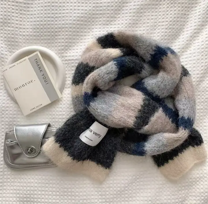 Рисунок 4 - 2023 Классический Полосатый шарф