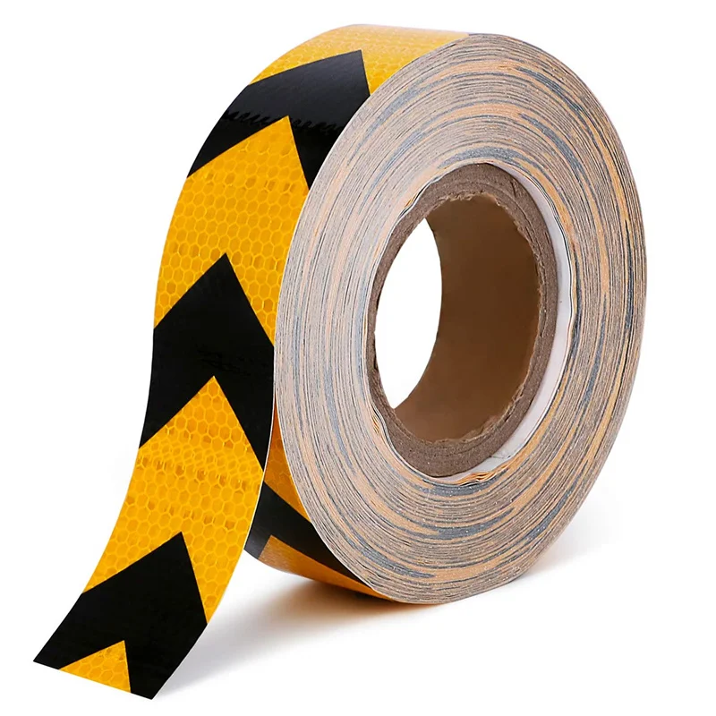 Рисунок 2 - Светоотражающая стрелка черного и желтого цвета