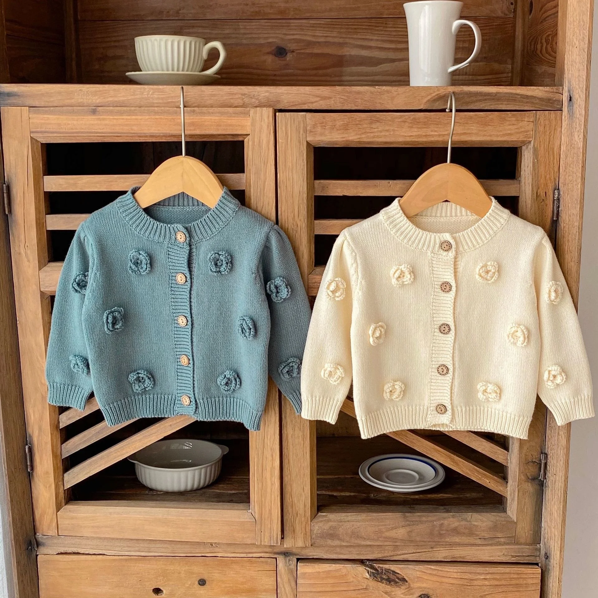 

Sweater Baby Girls Single-Breasted Long-Sleeved Coat with Handmade Flowers Toddler Outfit Tops 100% Organic Cotton 0-36 Months