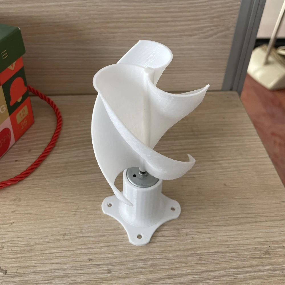 Вертикальный ветрогенератор Rewindagic