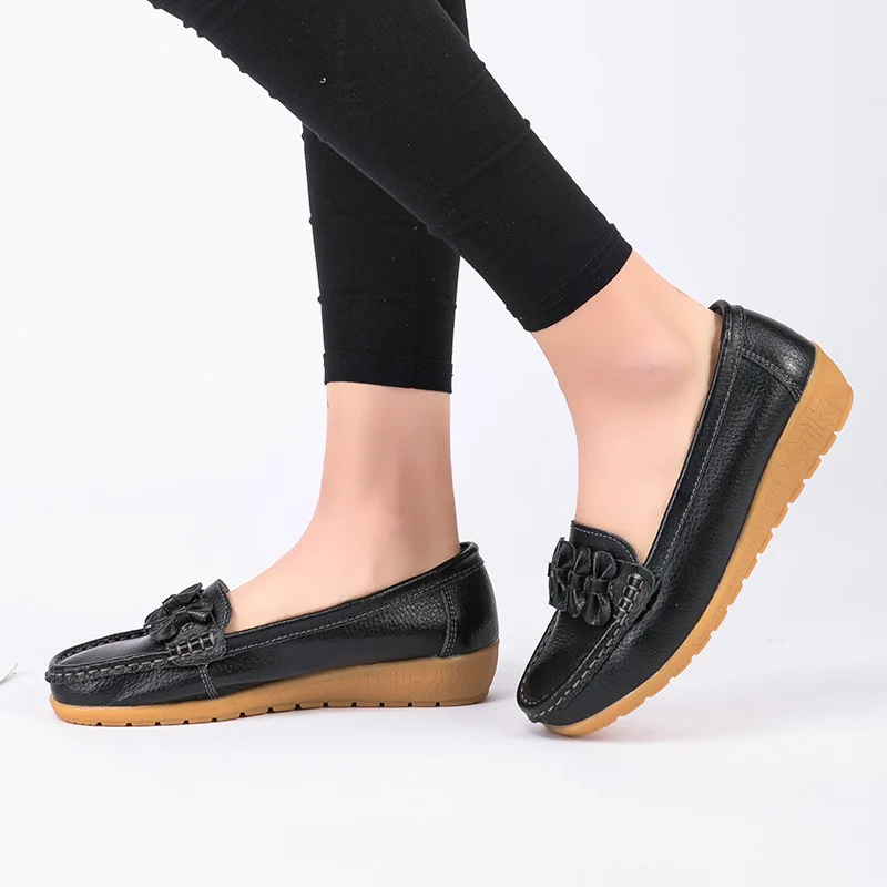 

Ladies Flat Shoes Casual Cowhide Solid Color Pointed Low Top Non Slip Waterproof Pump Women