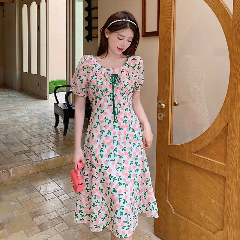 

Будет заметить новую летнюю разрывную юбку, шикарный рукав-пузырь, Завязывающийся с восстанавливающими старинными способами с цветочным п...