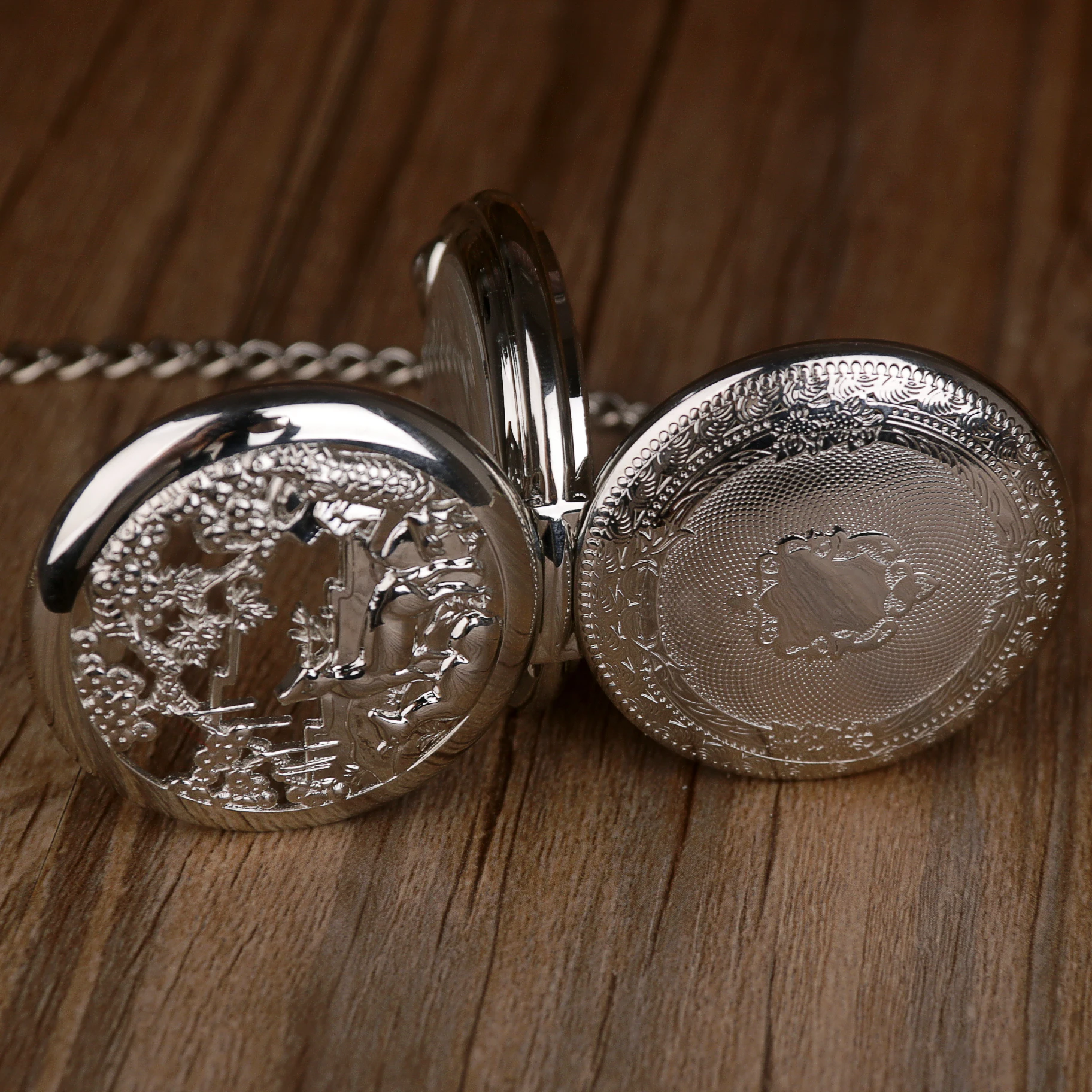 Vintage Mechanical Pocket Watch Double Opening Fawn Engraved Roman Numerals Fashion Band Pendant Gift For Men And Women