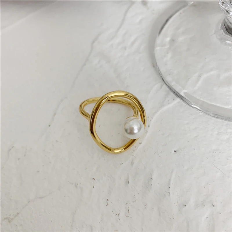 ЧЕРНЫЙ АНГЕЛ Винтажное геометрическое пустотелое кольцо из серебра 925 с жемчугом для женщин Трендовые простые регулируемые Французские свадебные украшения.