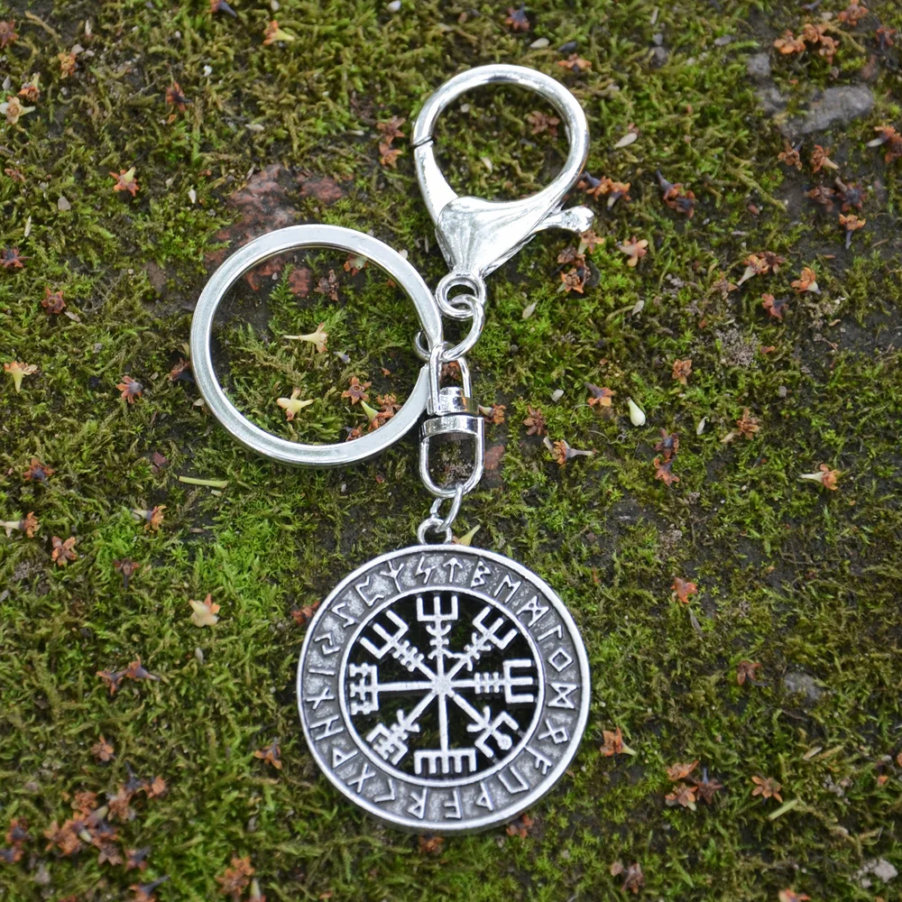 

Nostalgia Nordic Viking Runic Runes Compass Round Metal Vegvisir Symbol Pendant Keychain For Men Women Gifts