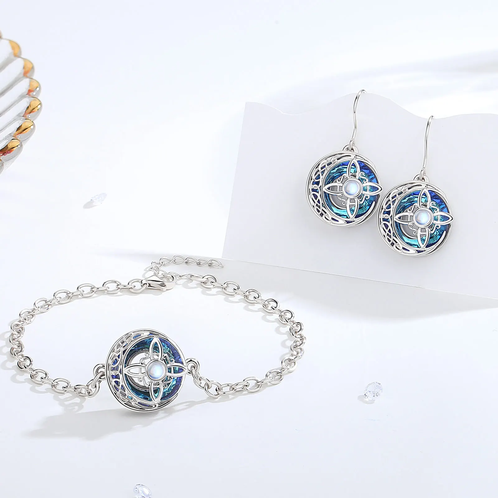 Ювелирный Комплект из кольца ожерелья и браслета серебра 925 пробы