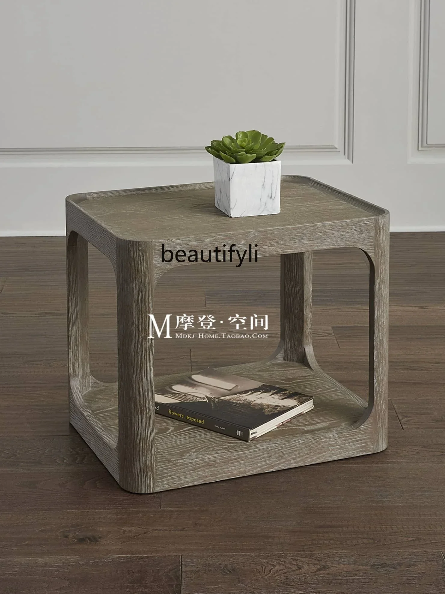 Мебель во французском стиле ретро старый дубовый столик из массива дерева