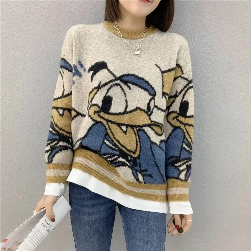 Вязаный свитер в студенческом стиле с изображением Дональда Дака Диснея для