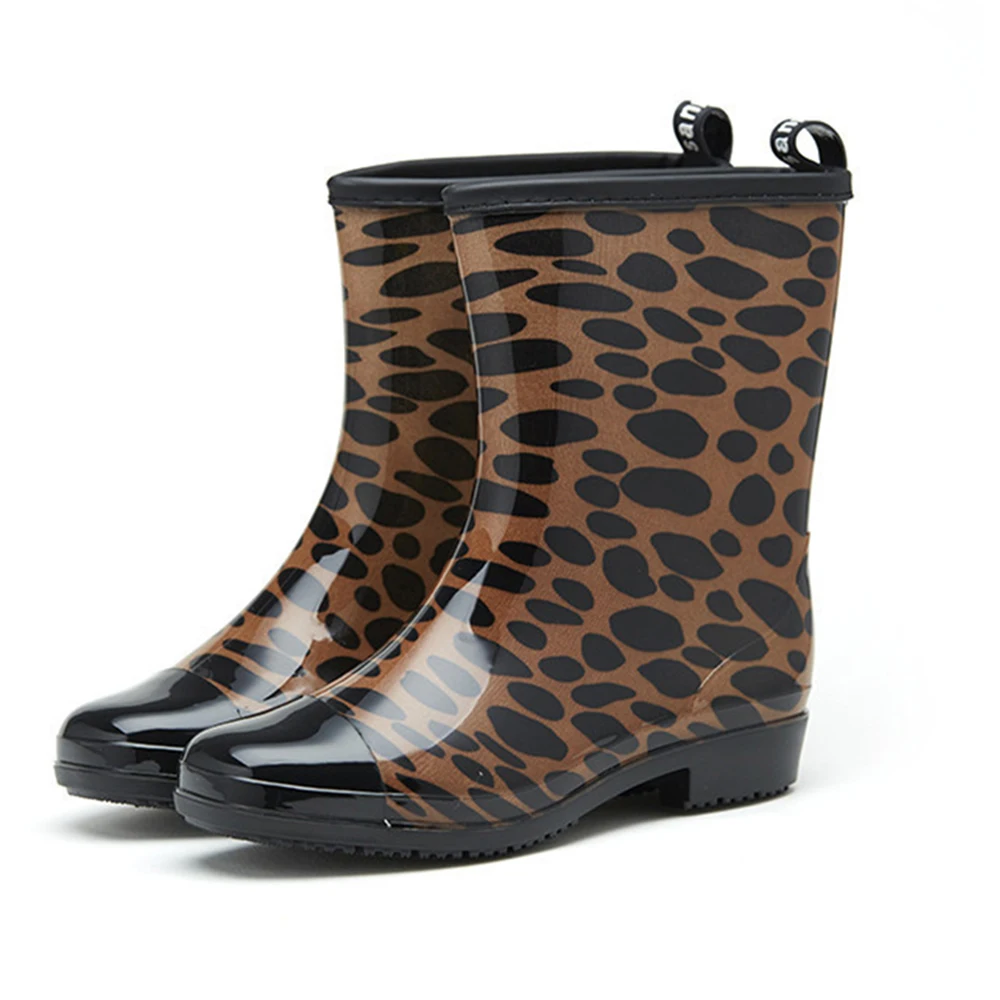 

Сапоги женские с леопардовым принтом, до середины икры, ПВХ, водонепроницаемые, Нескользящие, обувь на низком каблуке, модель cx498