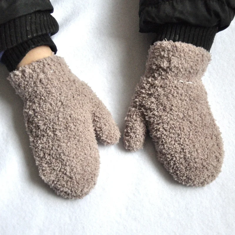 

1-4Y Kids Coral Fleece Gloves Plush Thick Warm Winter Plus Velvet Mittens Children Full Finger Gloves For Baby Kid Gloves