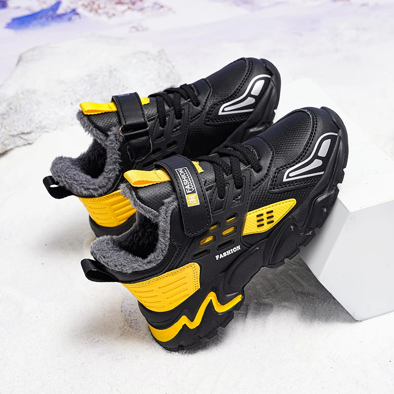 2022 Autumn Winter Children's Warm Cotton Shoes Boys' Snow Anti-skid Flat Shoes Leather Fashionable Breathable Children's Shoes