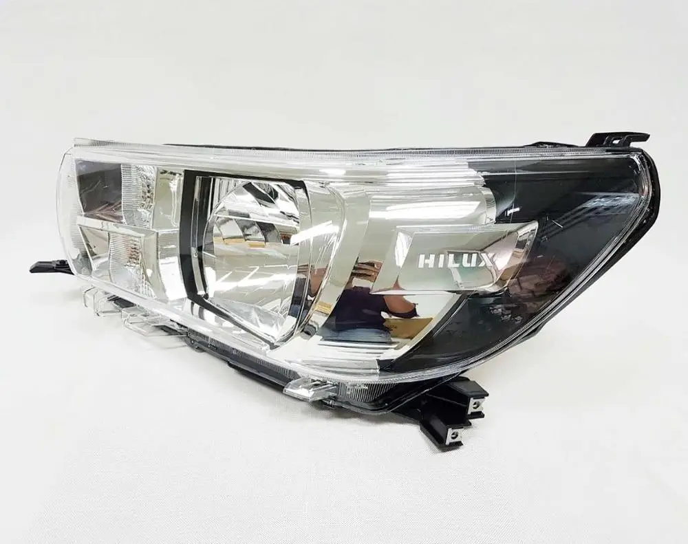 TOYOTA фара в сборе левая для HILUX REVO 2015 оригинальный номер детали Toyota (81150-0K681)