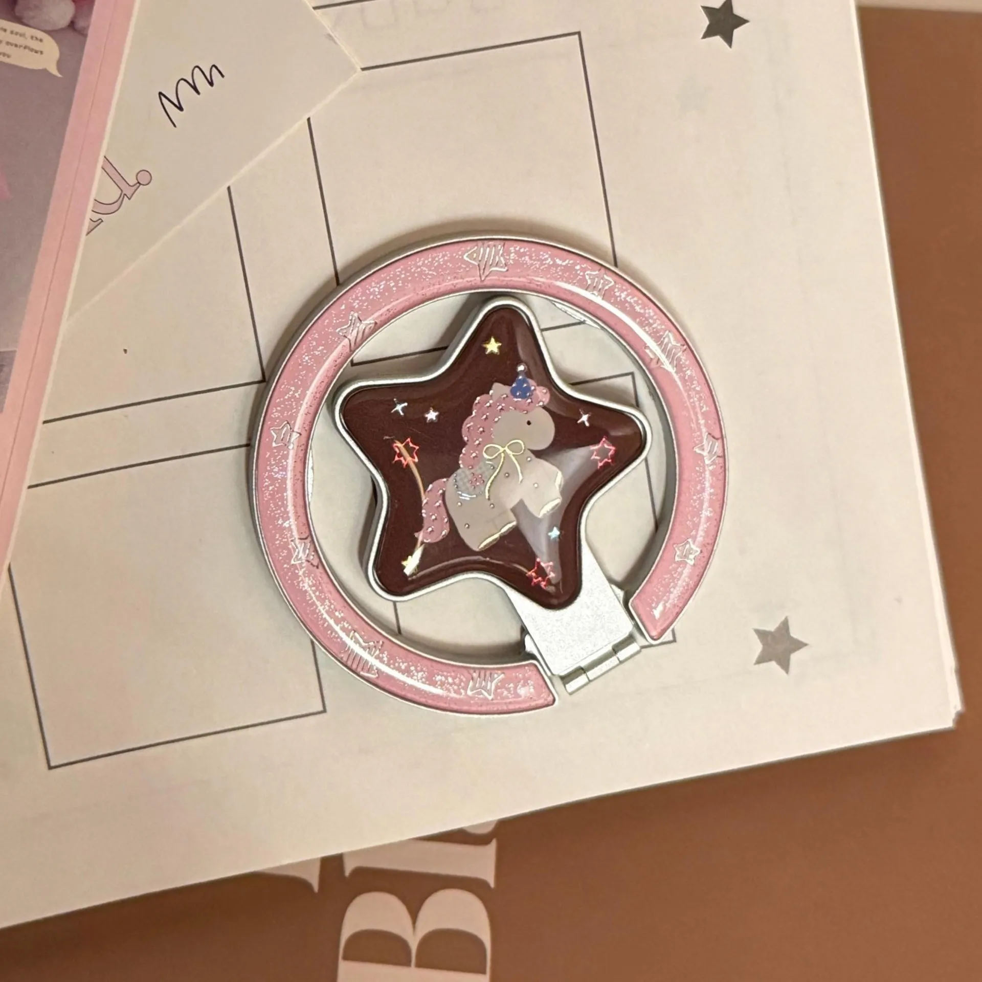 Фото Магнитный держатель для телефона Dream Pony: складная портативная подставка-держатель в виде единорога и звезды для чехлов и аксессуаров для телефонов №2