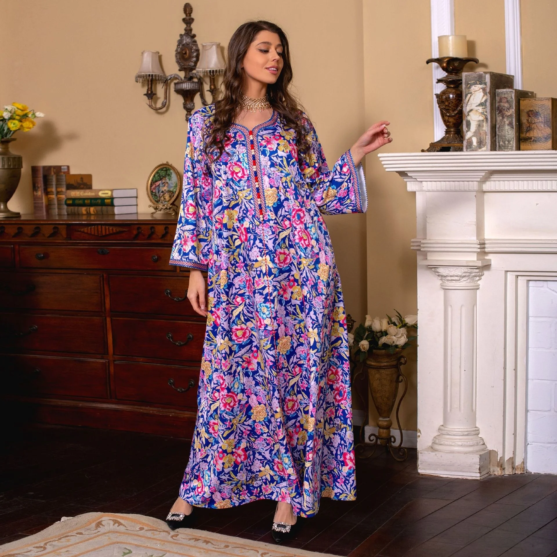 

Женское длинное платье-абайя, свободное атласное платье с V-образным вырезом и цветочным принтом, праздничный кафтан, Турция, Дубай, марокканский кафтан, весна