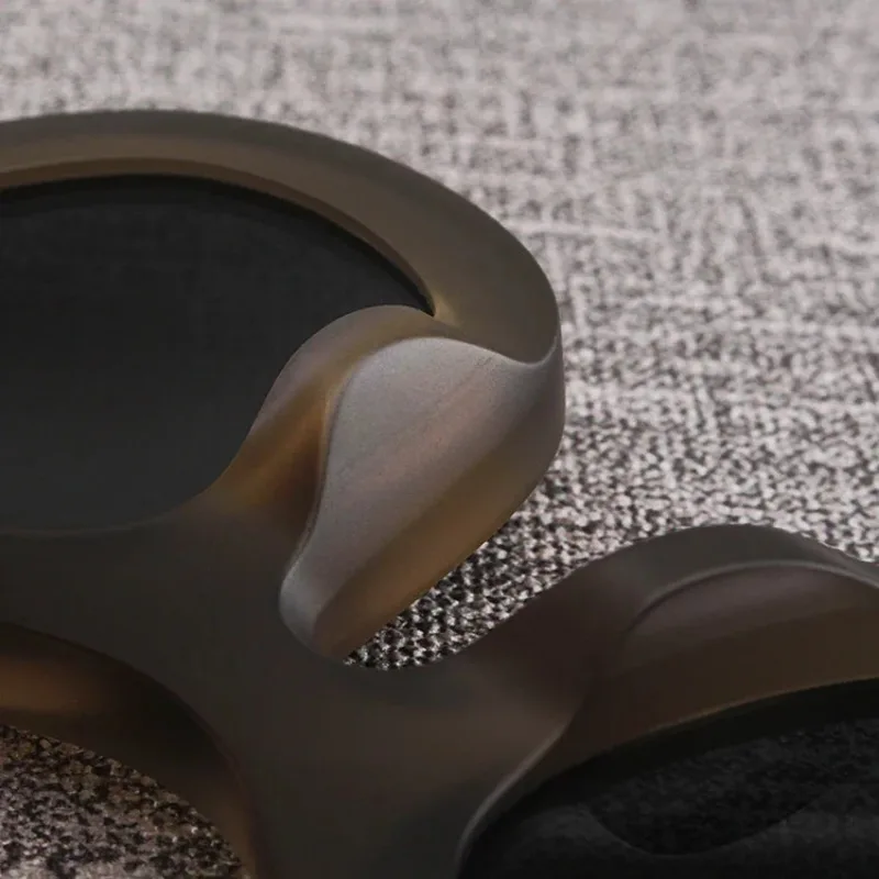 Солнцезащитные очки в оправе с черепаховой рамой