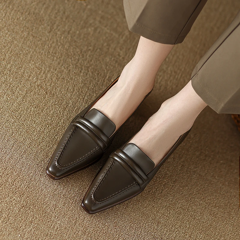 

Женские туфли-лодочки из натуральной кожи, с острым носком, на высоком каблуке 22-2023 см