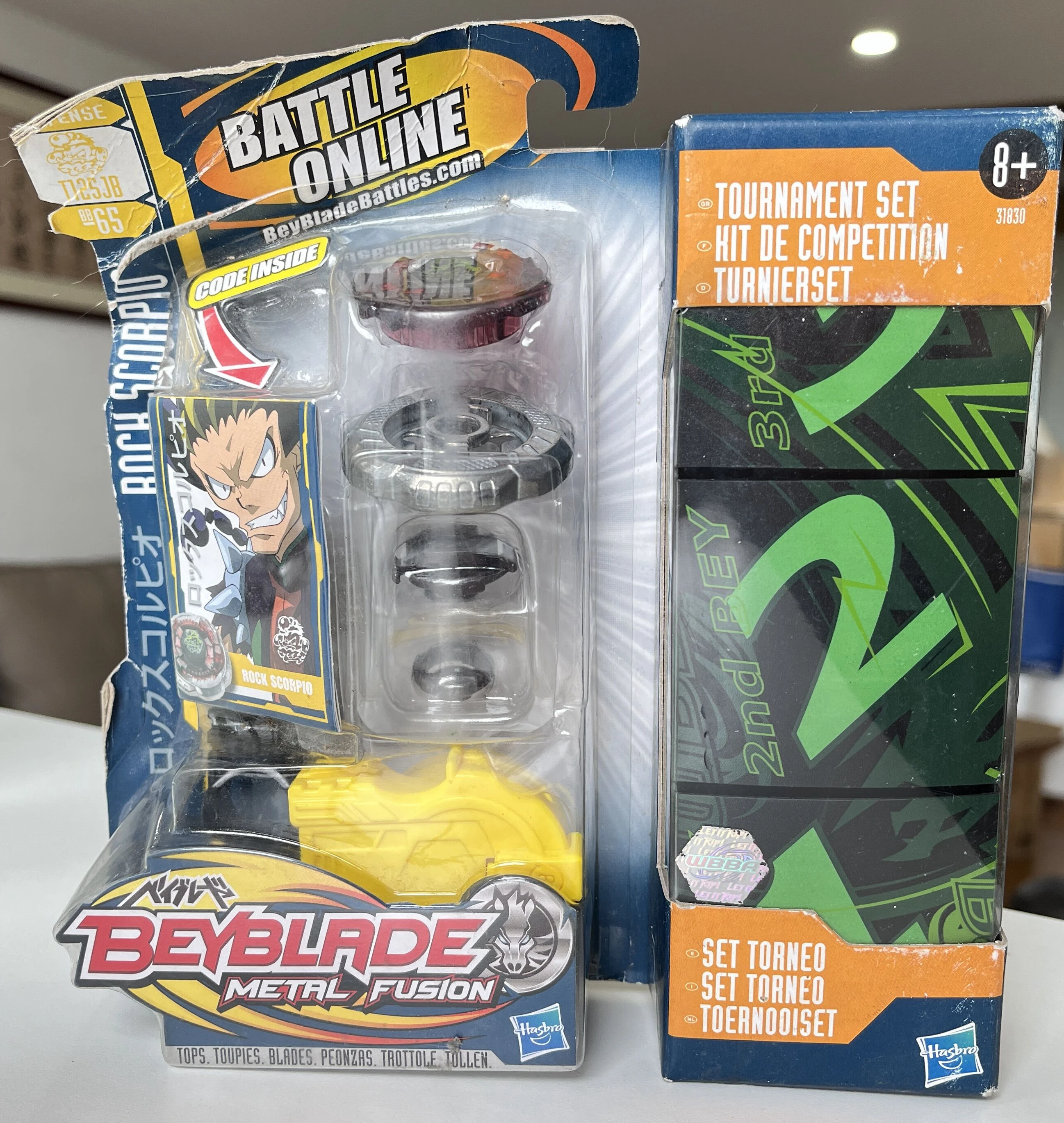 

Beyblade Metal Fusion Rock Scorpio BB-65 Tournament Set