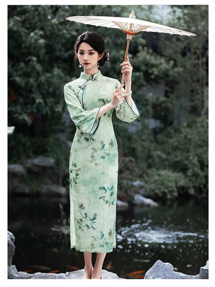 Велюровое китайское традиционное платье Cheongsam с принтом осень-зима бархатное