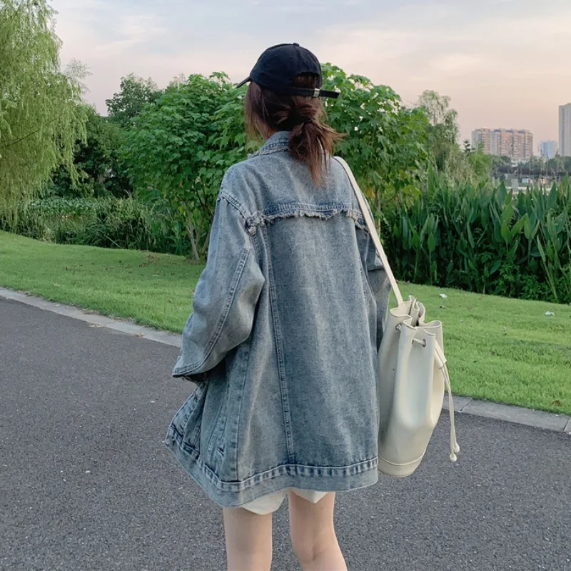 Женская короткая куртка с потертостями свободная винтажная в американском стиле