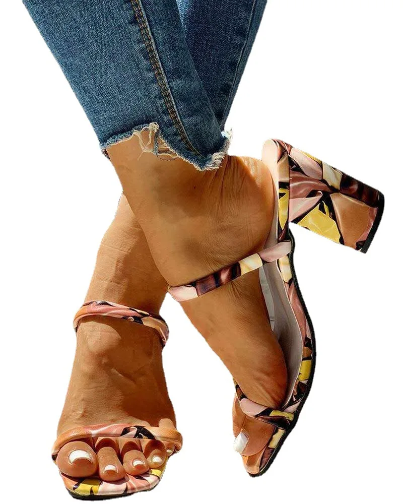 

Summer Slippers Women Sandals 2022 Fashion High Heels Women Shoes Peed Toe Square Heels Breathable Bottom Causal Sandals
