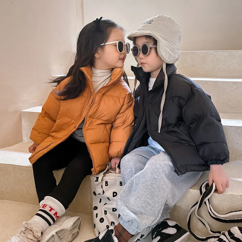 Пуховик для мальчиков и девочек с воротником-стойкой