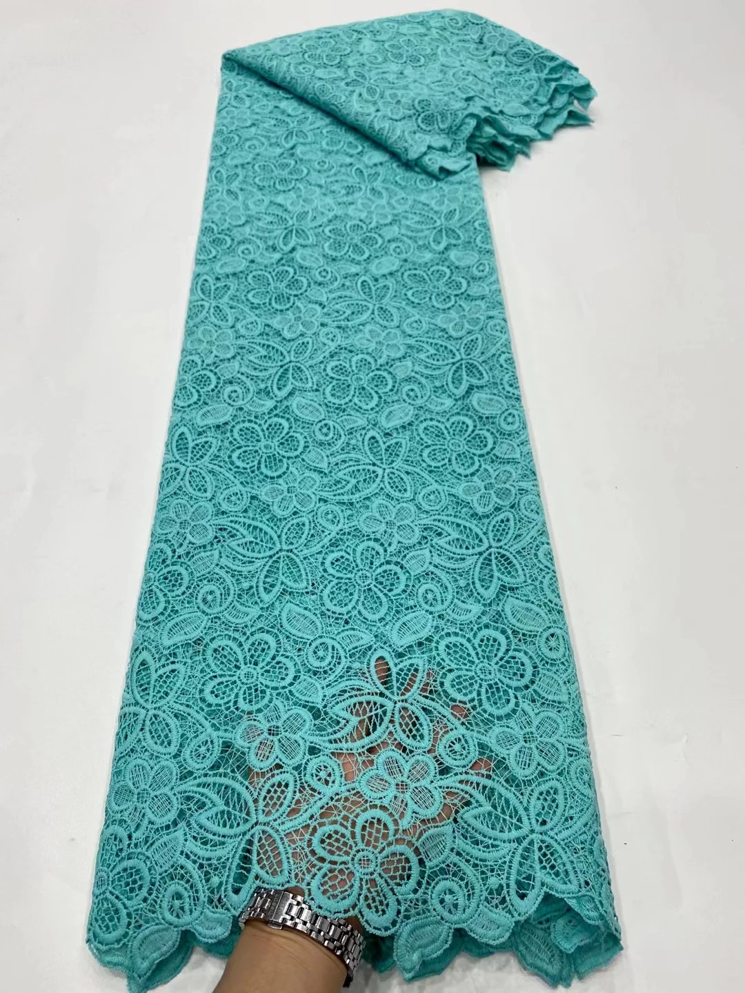

Dubai Guipure Lace Fabric Latest Design Embroidery African Cord Lace Fabric for Wedding Party Dress WDPG23
