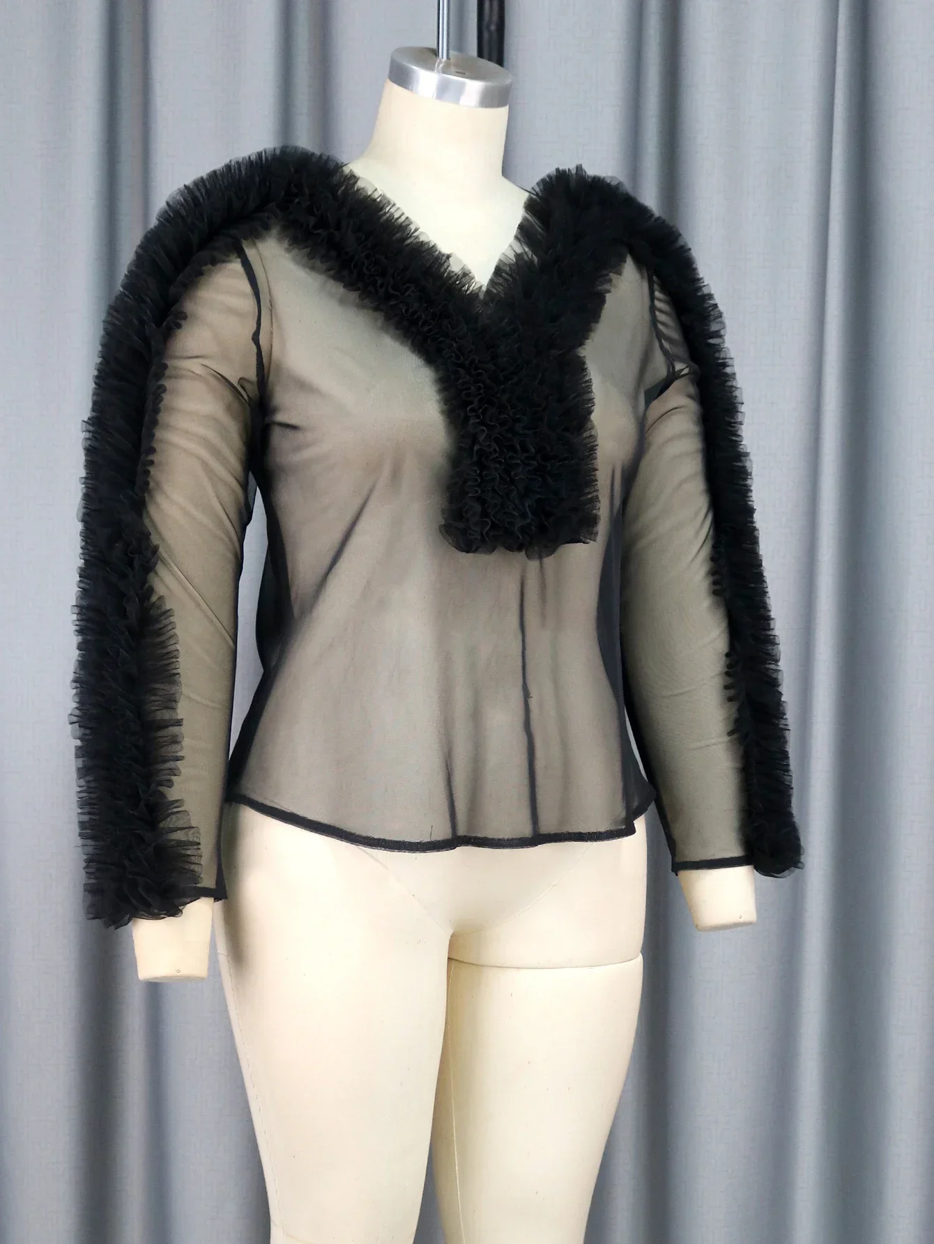 Женские черные прозрачные сетчатые топы с оборками пуловер v-образным вырезом и