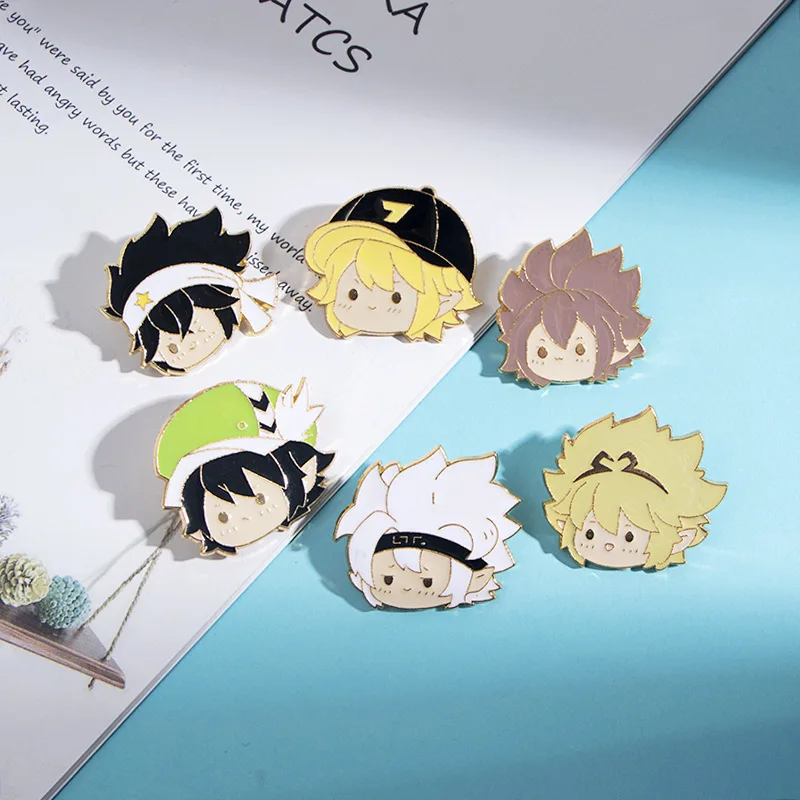 

AOTU World Peripheral Golden M Badge Ray King Godrose Grey Enamel Brooch Anime Enamel Gold Badge Brooch Cute Jewelry Gift Friend