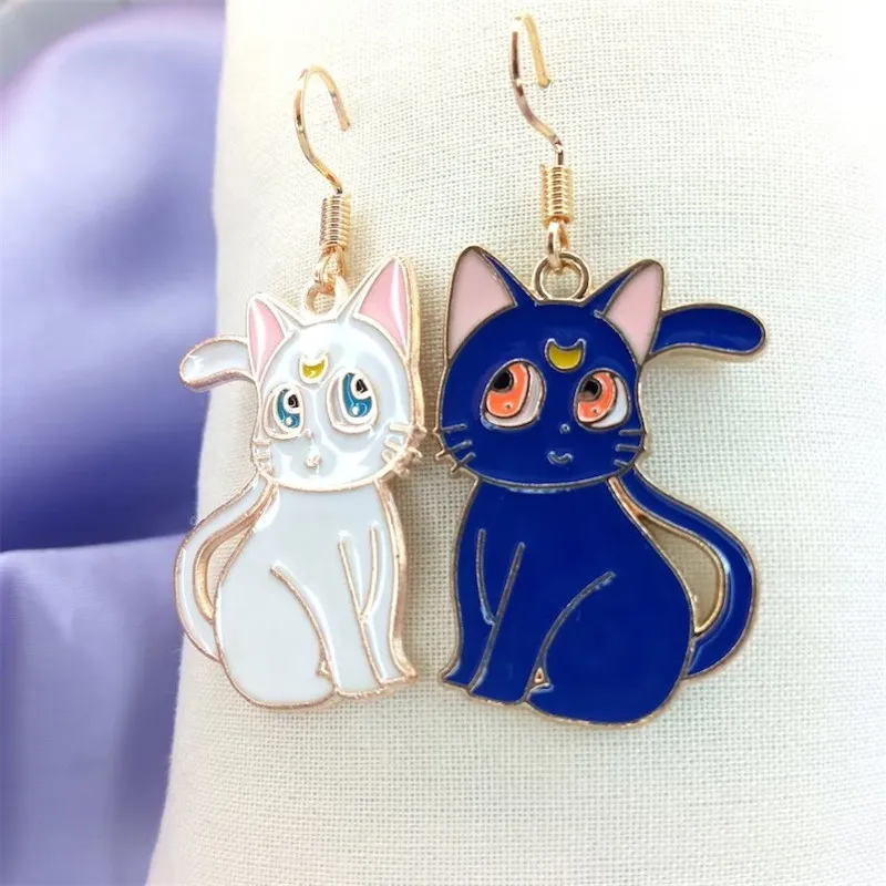 

New Cat Earrings Luna & Artemis - Cartoon Earrings - Anime Earrings - Handmade Jewelry - Kawaii Cats Earrings