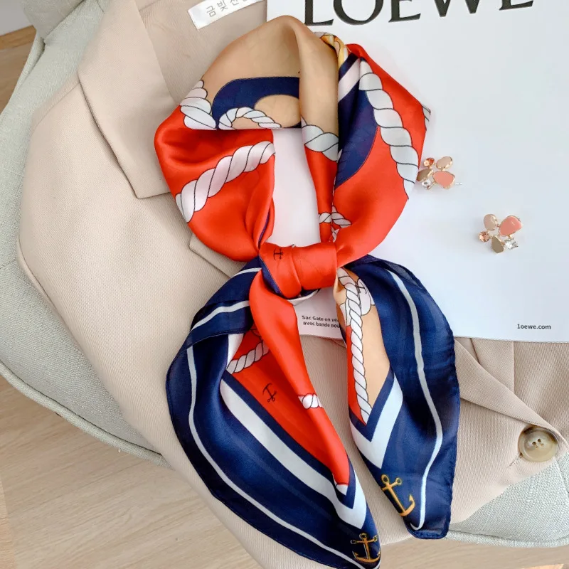 

Роскошный брендовый квадратный шарф с принтом Осень-Зима Популярные солнцезащитные шелковые шарфы Новинка 2022 женский платок для путешествий