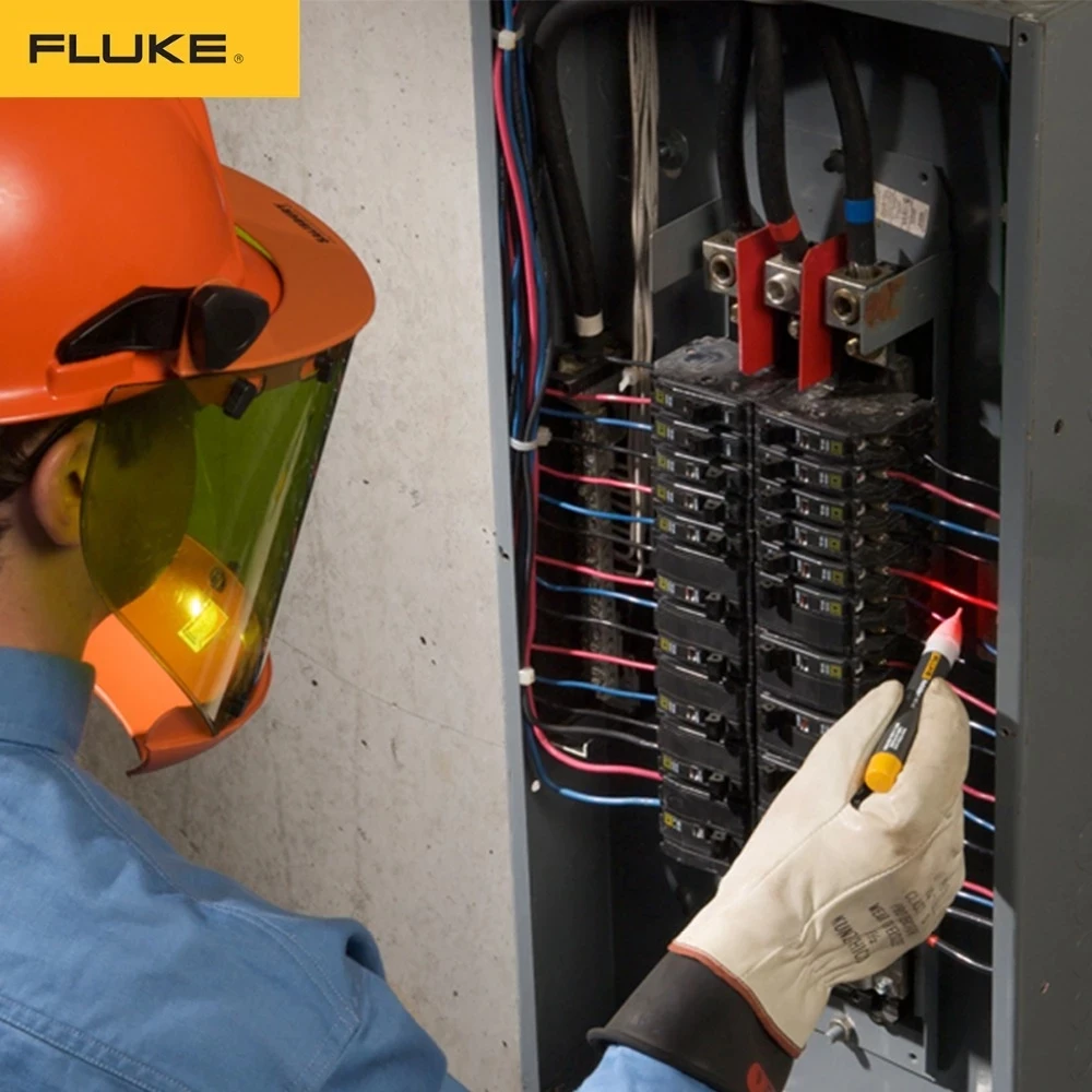 Датчик напряжения Fluke 1AC-C2 II Volt Alert FLUKE 2AC Бесконтактный детектор тестер