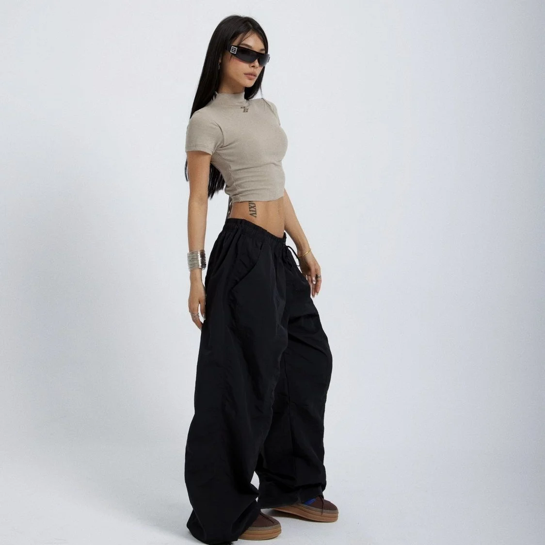 Спортивные женские мешковатые брюки с широкими штанинами цвет в ассортименте