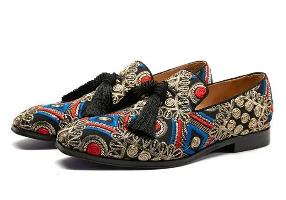 

Men's Fashion Round Toe Colorful Embroidered Fringed Print Flat Leisure Shoes Male Slip On Low Top Classic Loafters Shoes