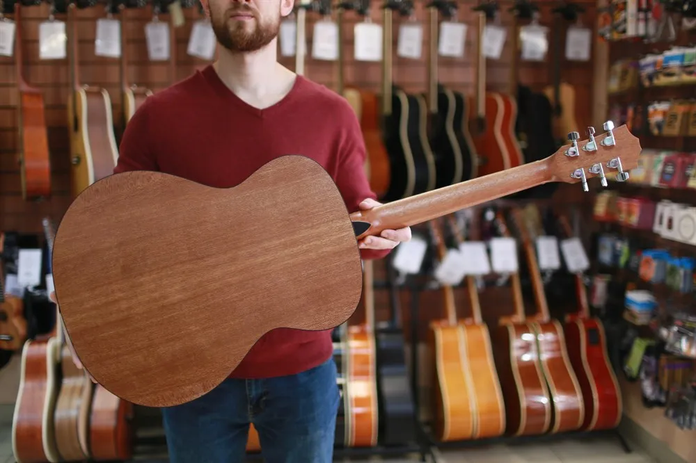 Acoustic guitar Sevillia IW-235M |