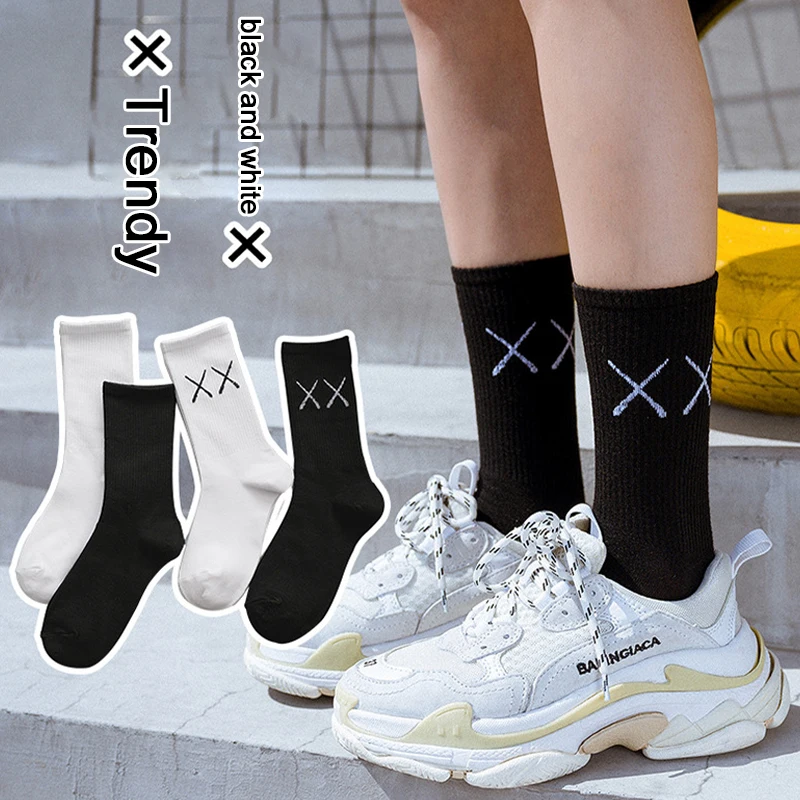 

Men's Women's Sports Socks Comfortable Cross Shock Resistant Outdoor Fashion Street Men's and Women's Sports Socks Long Tube