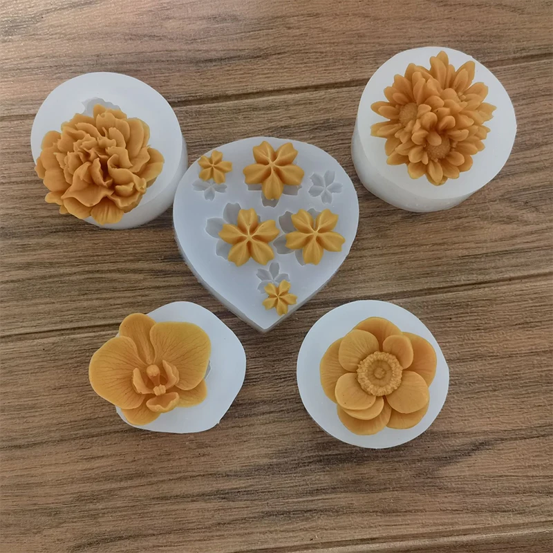 

Rose Shape Silicone 3D Soap Mold Fondant Cake Mold Candle Candy Baking Tool Mold