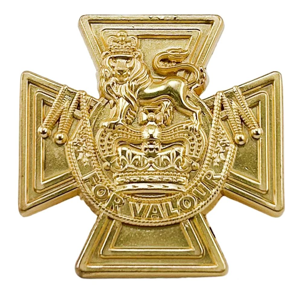 Винтажный металлический значок Великобритания Виктория Крест