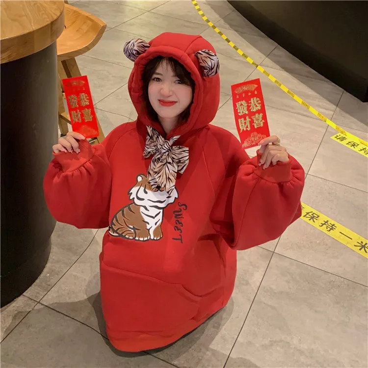 

5641 Autumn and winter 2021 new hooded plus velvet thick red sweatshirt women
